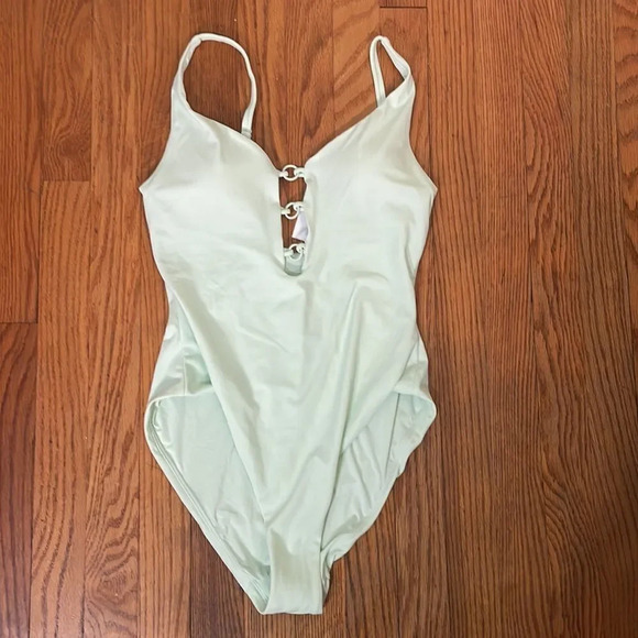Andie The Romana One Piece swimsuit pistachio Green size small NWT - Picture 3 of 8